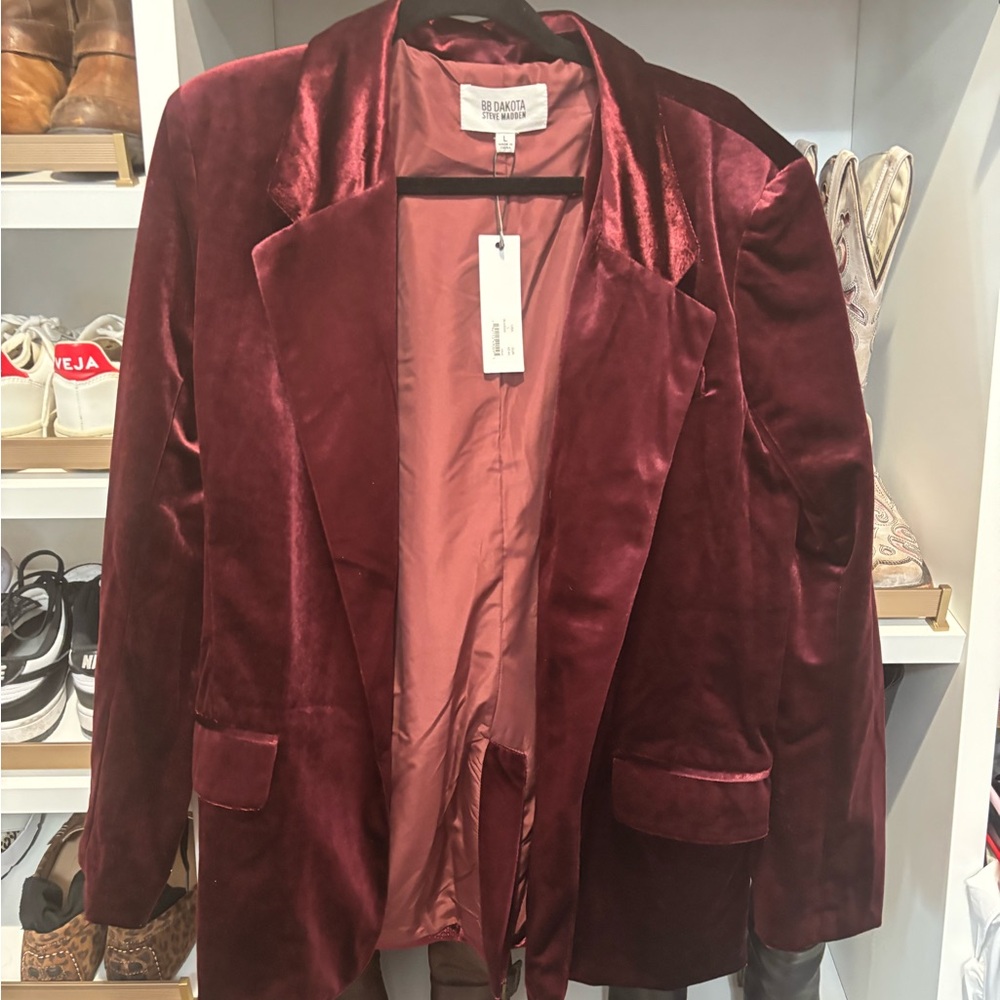 Steve Madden Red Velvet Blazer Elegant Open Front